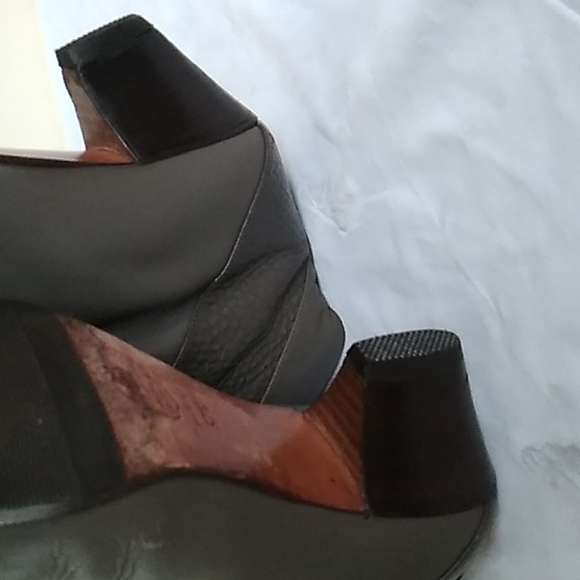 Elda Boutique Gray Boots Size 37 1/2 - Picture 17 of 17